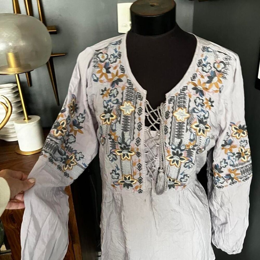 Solitaire Women's Blouse